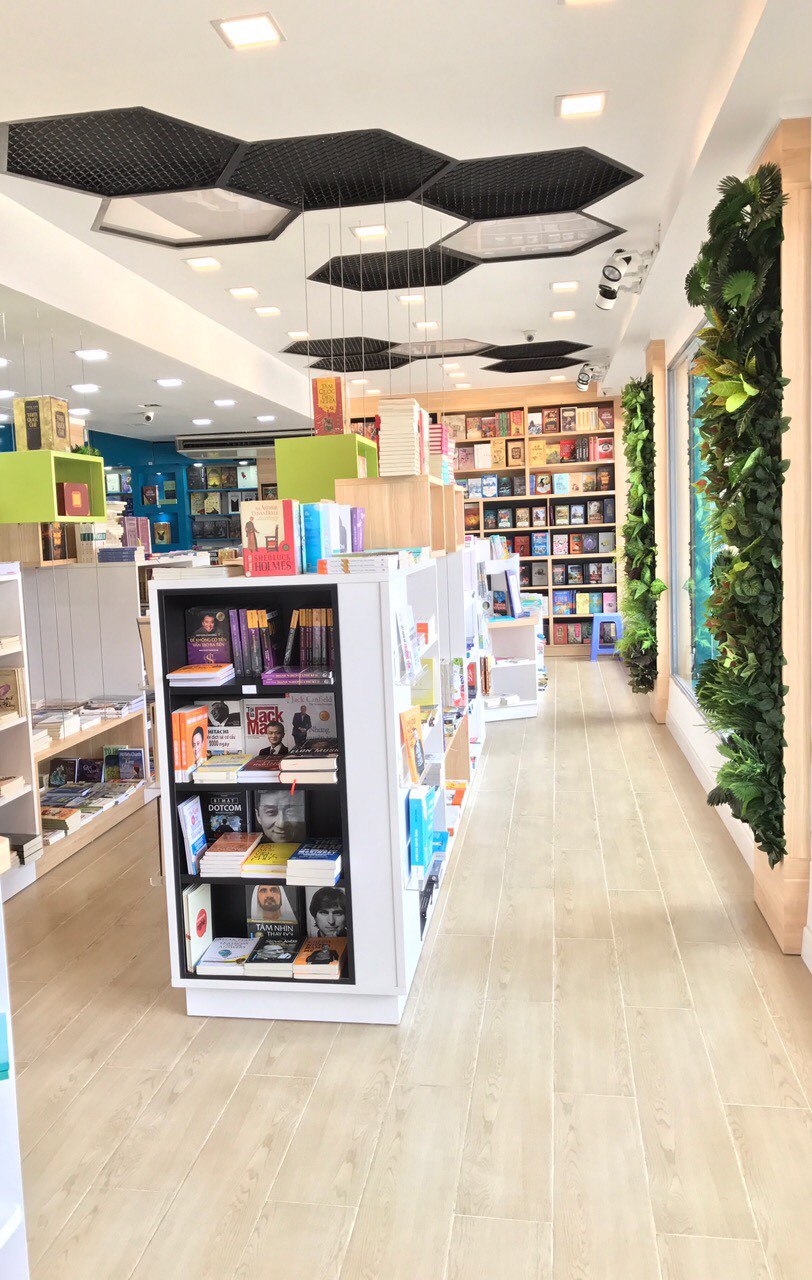 Minh khai book store